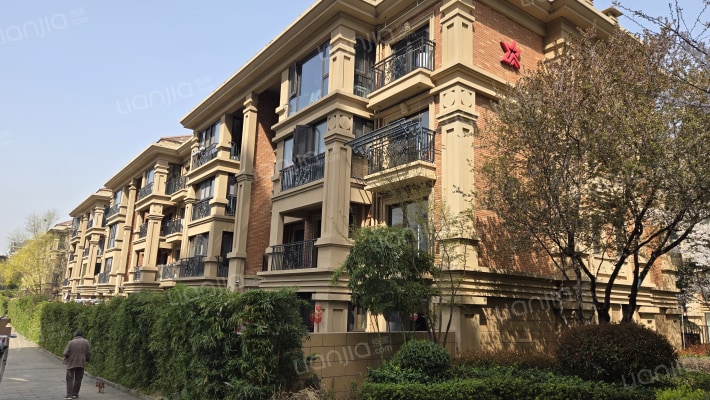 星叶瑜憬湾外景图