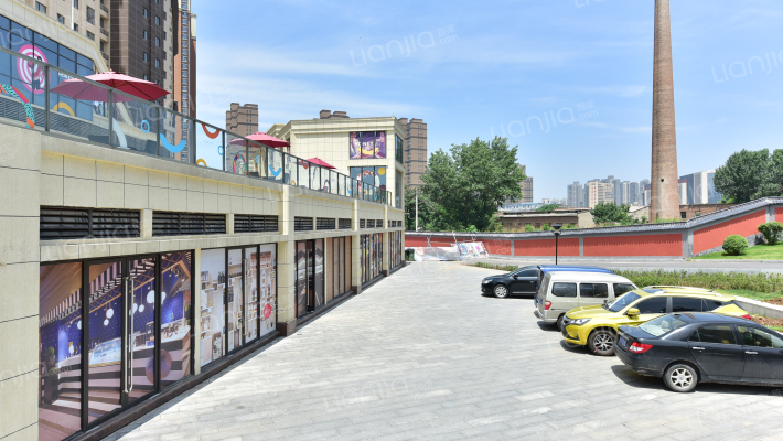 汉华城甜心广场外景图