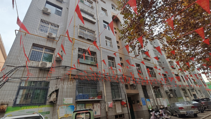 石井乡住宅楼外景图