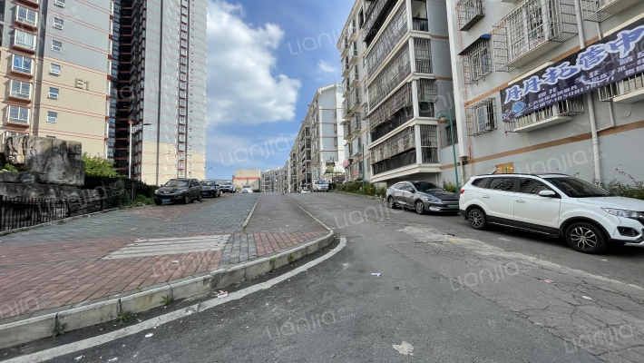 云梦小镇外景图