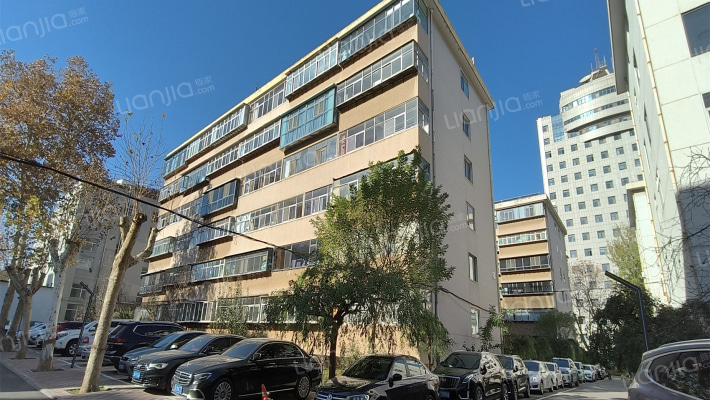 城角街626号外景图