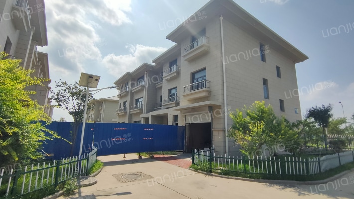 紫金庄园外景图