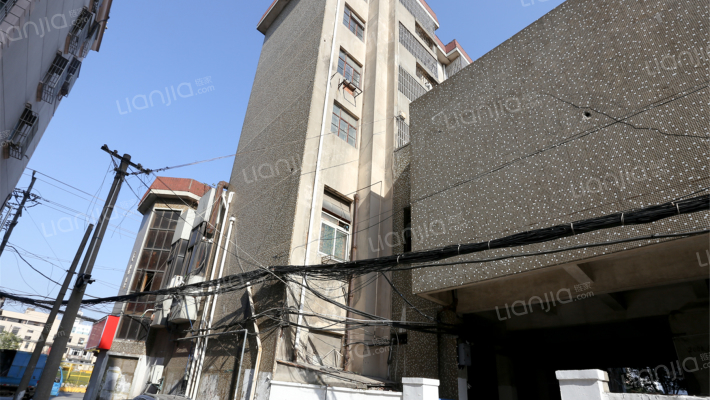 丽泽之春外景图