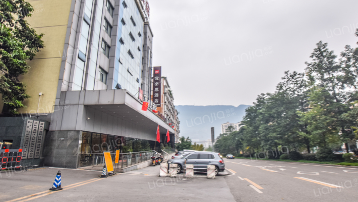 武装部集资楼外景图