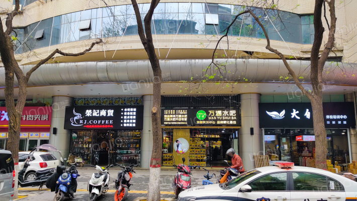 中贸国际大厦外景图