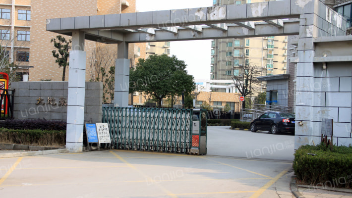 大地豪庭外景图