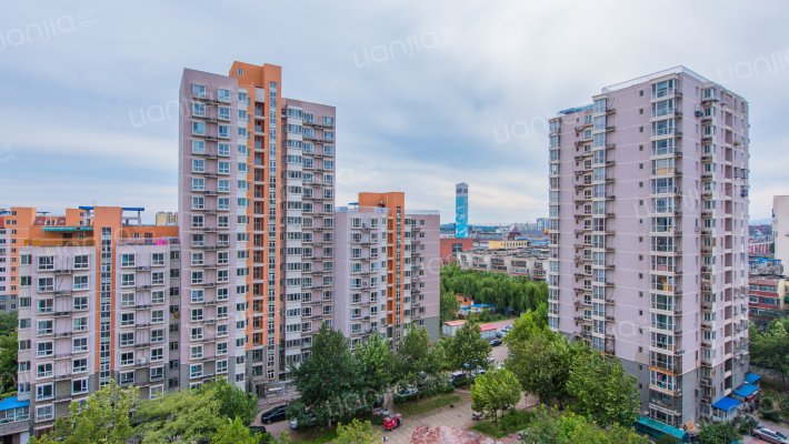 西马金润二区外景图