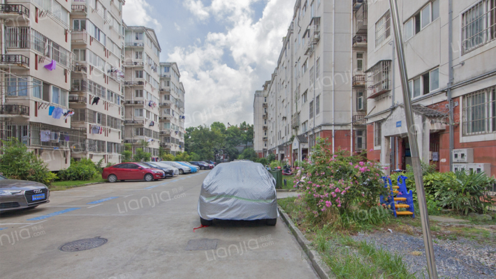 吉祥花园外景图