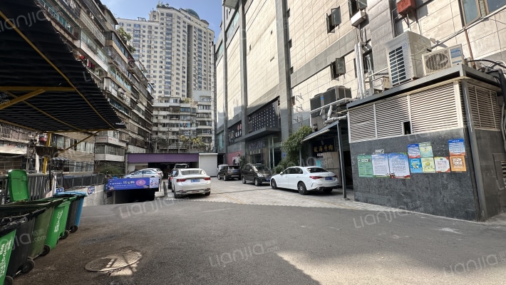 银座大厦外景图