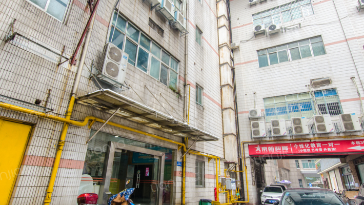 海东青大厦外景图