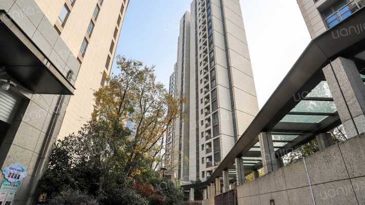 绿地海珀玉晖外景图