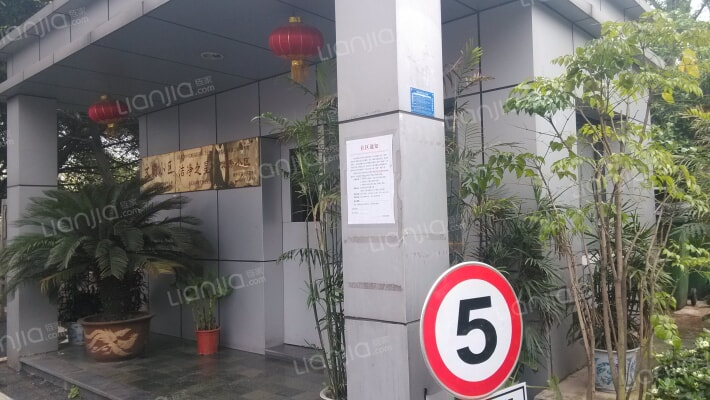 鹰冠社区外景图