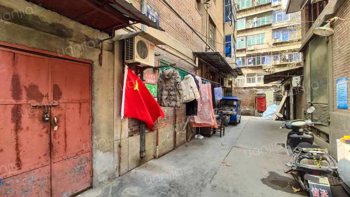 胡家庙粮库家属院外景图