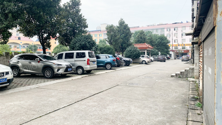 长沙县农机局宿舍外景图