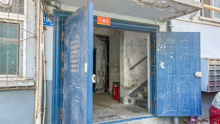 经一路190号外景图