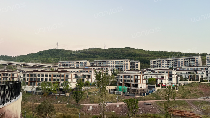 龙湖云瑶玉陛陛川外景图