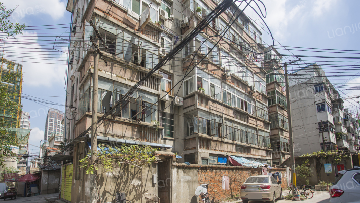 土地局宿舍外景图