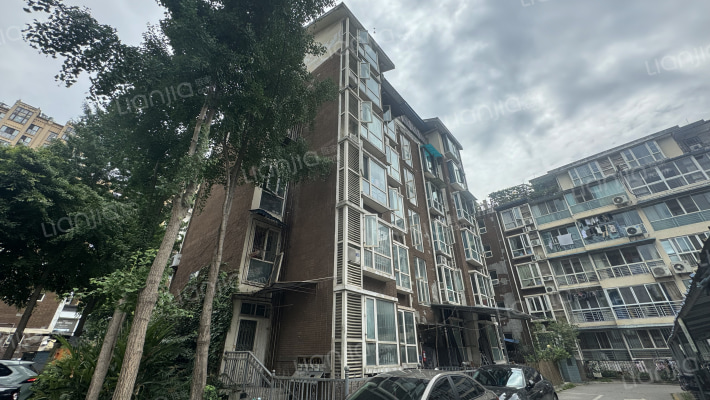 景上阳光外景图