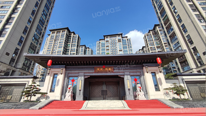 建发央著外景图