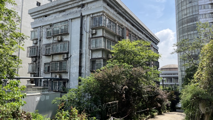 德胜山小区外景图