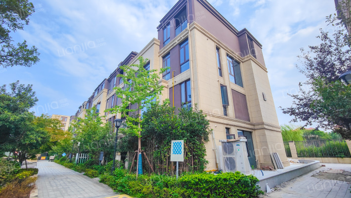 山语江院二期外景图