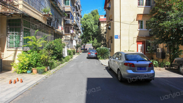 阳明路市委宿舍外景图