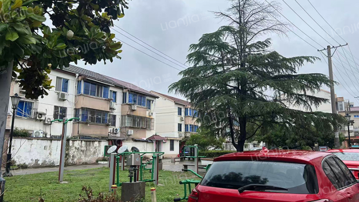 漕泾新村二区外景图