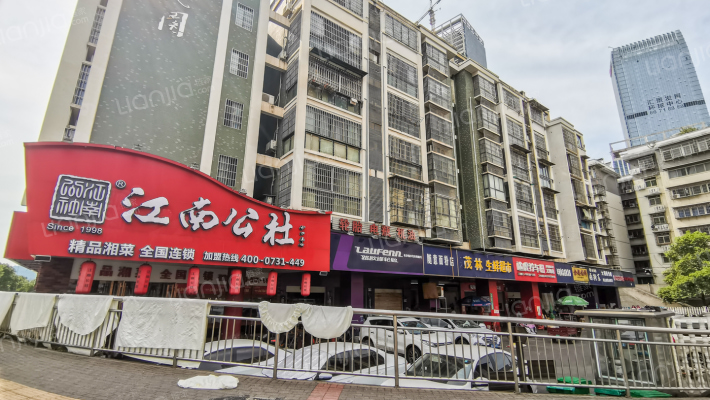 颐美沁园外景图