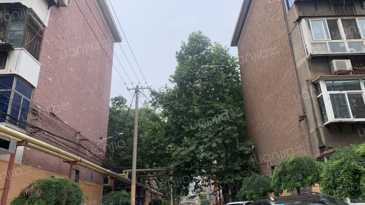 车辆厂四宿舍外景图