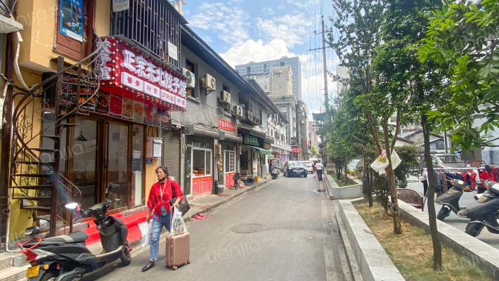 藩城堤巷60号外景图