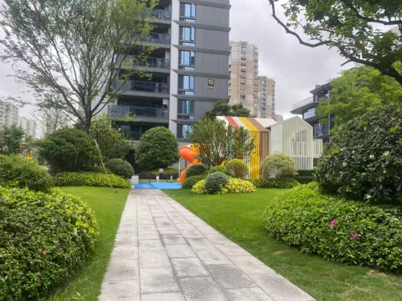 IMPERIAL MANSION compound photo 6