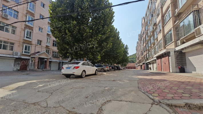 银山花园北区外景图