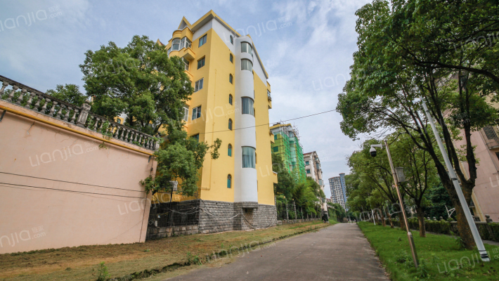 南昌市烟草公司南昌县分公司宿舍外景图