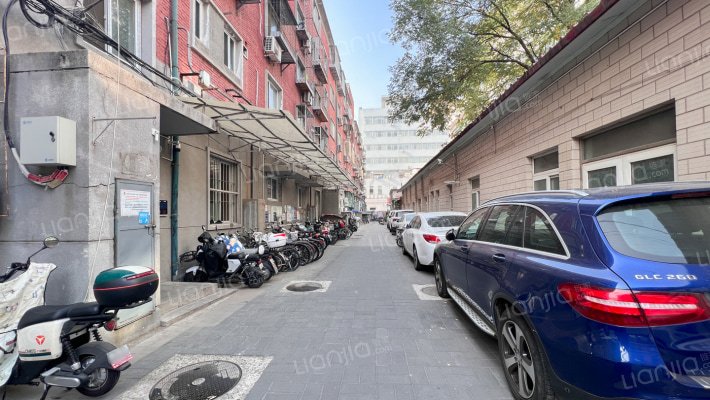 安德路59号外景图