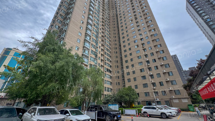 阳光嘉庭外景图