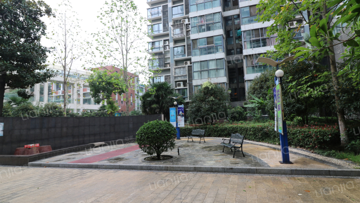 辰龙绿苑西苑外景图