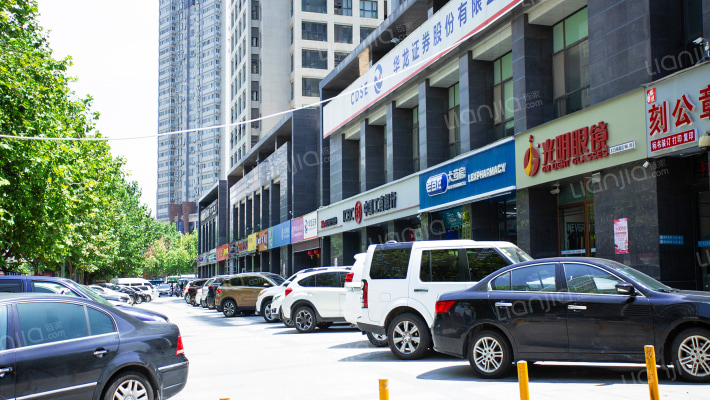 嘉天国际外景图