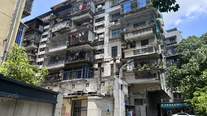 龙庭路37号外景图