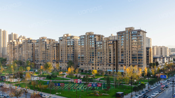 曲江公馆和园外景图