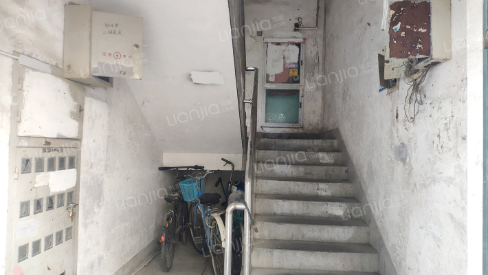 文化礼品城小区外景图