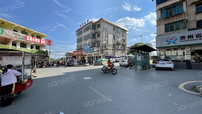 贵州化肥厂居委会贵化3号外景图