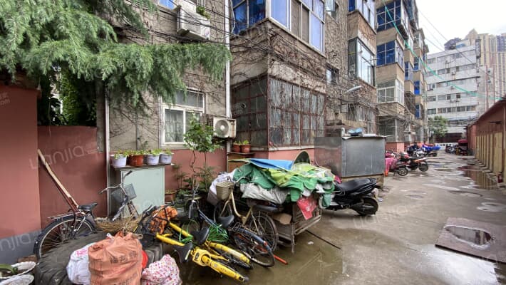 卫生路11-2号外景图