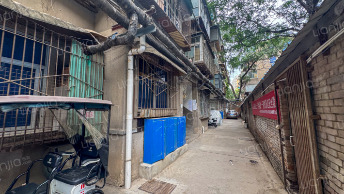 窦府巷8号院外景图