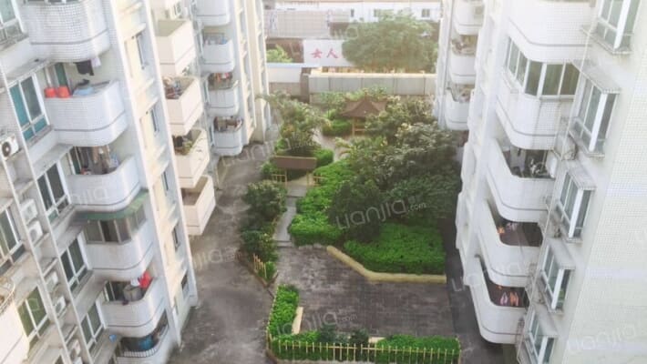 中环广场外景图