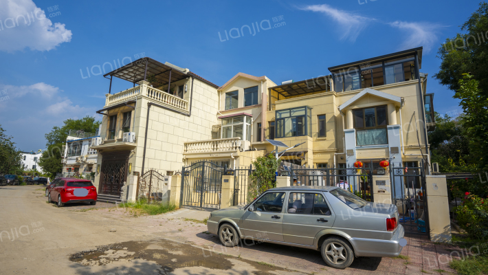 万科新城风铃苑外景图