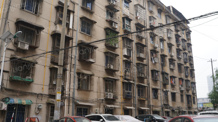 自然小区外景图