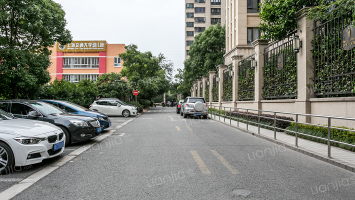 徐汇玺庭外景图