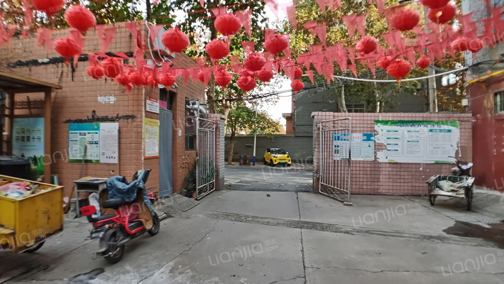 实验小学家属楼（工材胡同）外景图