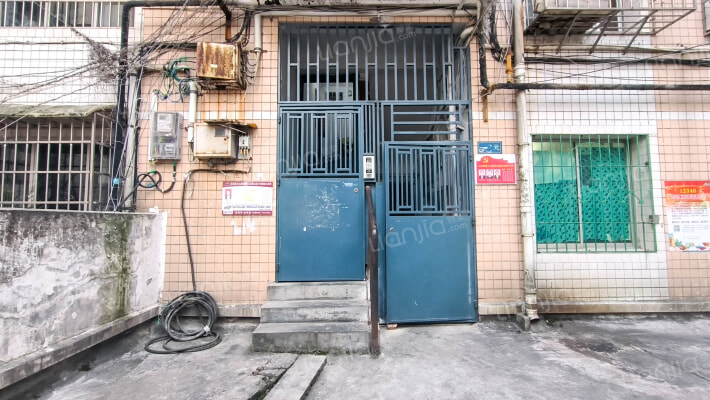 白云中路198号外景图