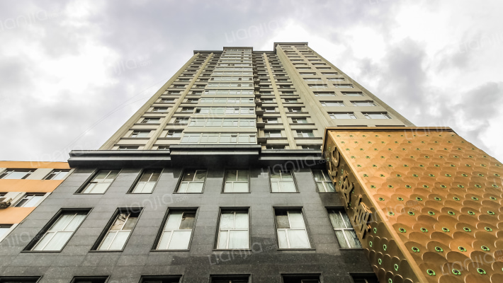 银都大厦外景图